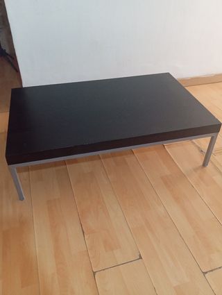 Mesita marrón vengué metal y madera