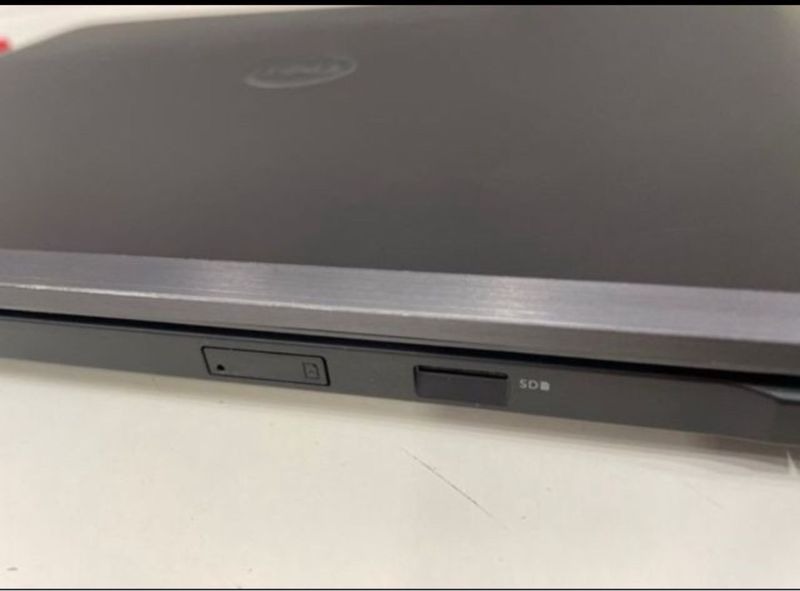 Ordenador Portátil Dell i5 8GB RAM SSD 256G FullHD afbeelding 8