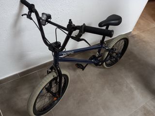 Bicicleta BMX Wipe niño 16" azul