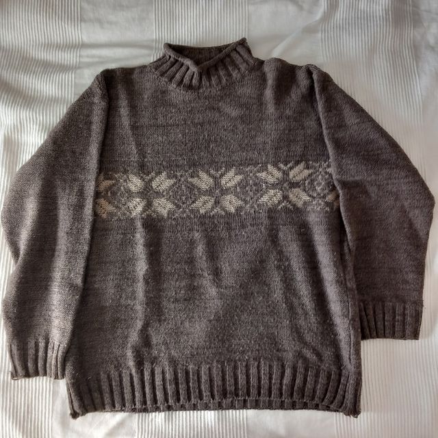 Maglione marrone sportivo 