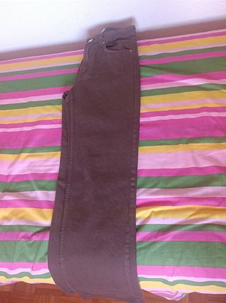 Vaquero D98 marrón 34 Stradivarius