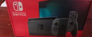 Nintendo Switch Grigia + Custodia