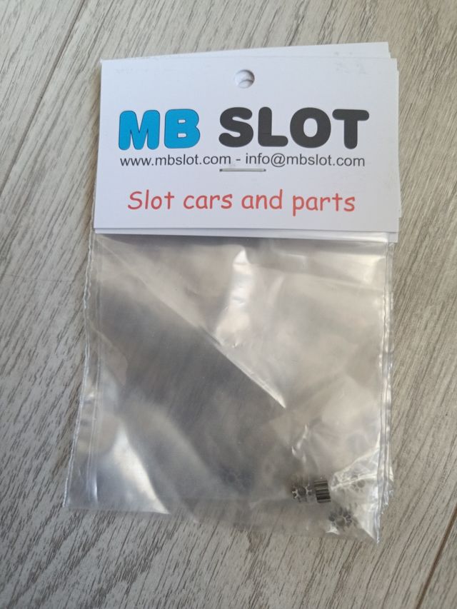 Piñones MB Slot 10T 5.5mm STEEL