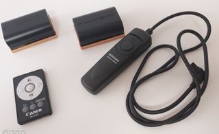 Canon EOS 7D - Cámara réflex y equipo muy completo