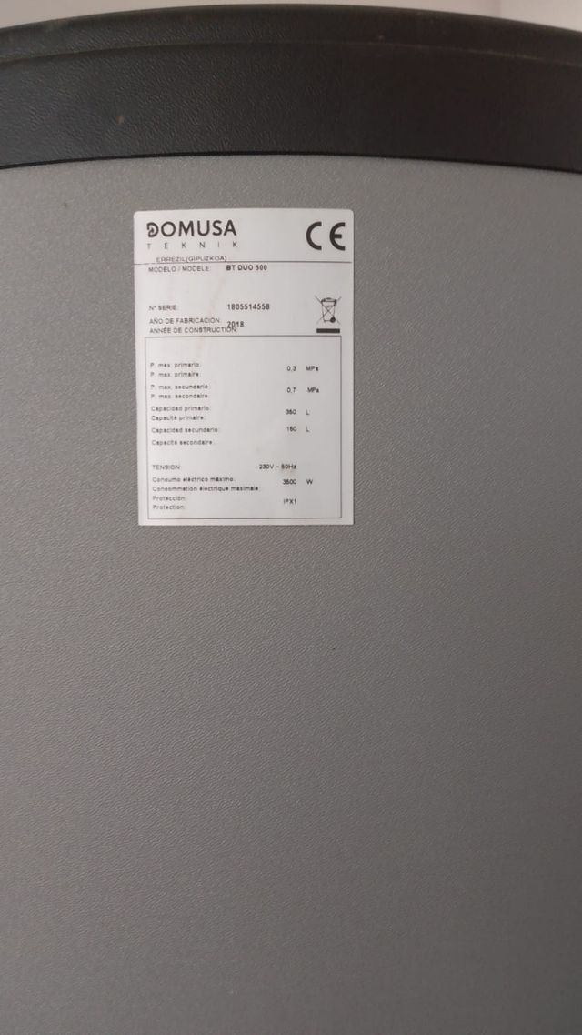 Caldera Pellets Domusa y depósito. Todo incluído