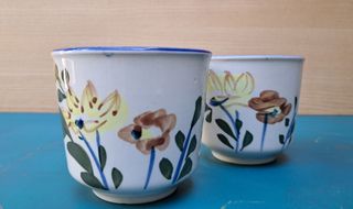 Tazze e tazzine ceramiche dipinte a mano