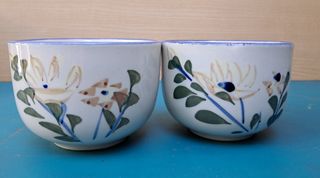 Tazze e tazzine ceramiche dipinte a mano