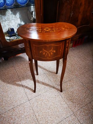 Mobiletti anni '40 stile lombardo