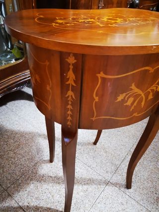 Mobiletti anni '40 stile lombardo