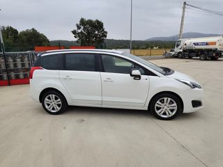 Peugeot 5008 1.6 hdi 120cv style 7 plzas 2015