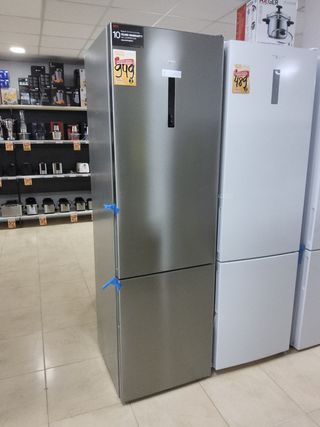 Frigorífico AEG RCB736E7MX Inox