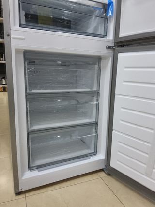 Frigorífico AEG RCB736E7MX Inox