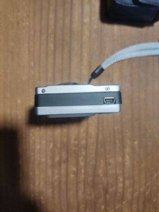 Cámara digital 1.3 MP