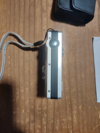 Cámara digital 1.3 MP