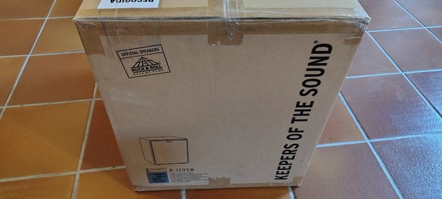 Subwoofer nuevo Klipsch R-120SW 12" Negro