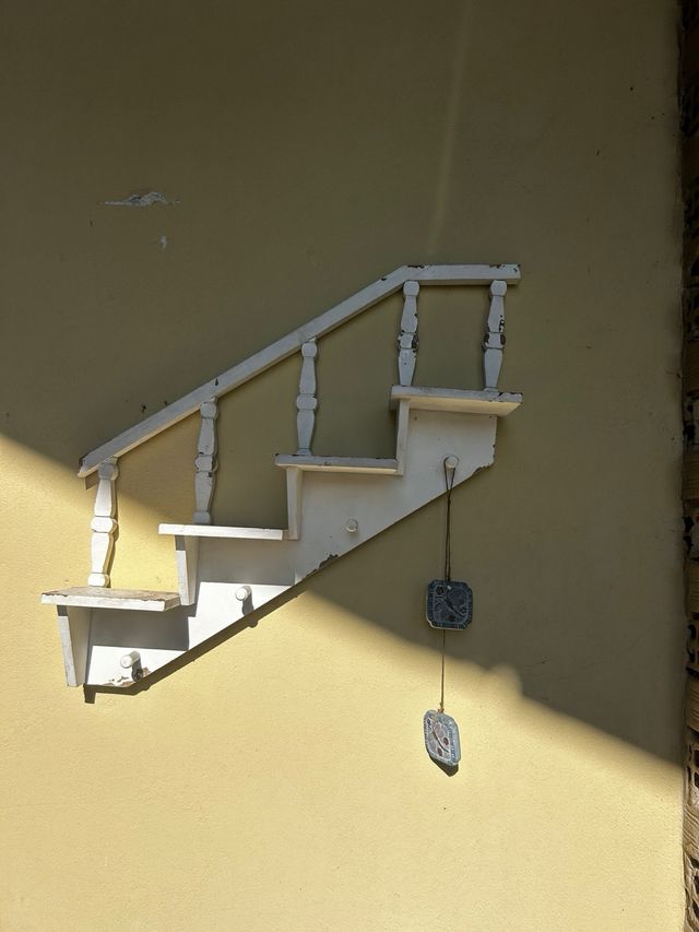 Scaletta legno bianca portavasi