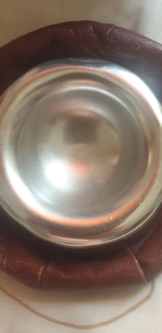 Cenicero piel marrón antiguo