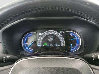 TOYOTA RAV4 220H ADVANCE