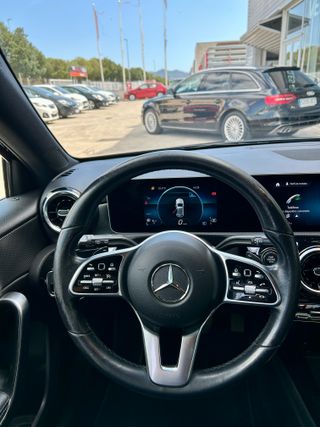 Mercedes-Benz A 200d 150cv 8G-DCT