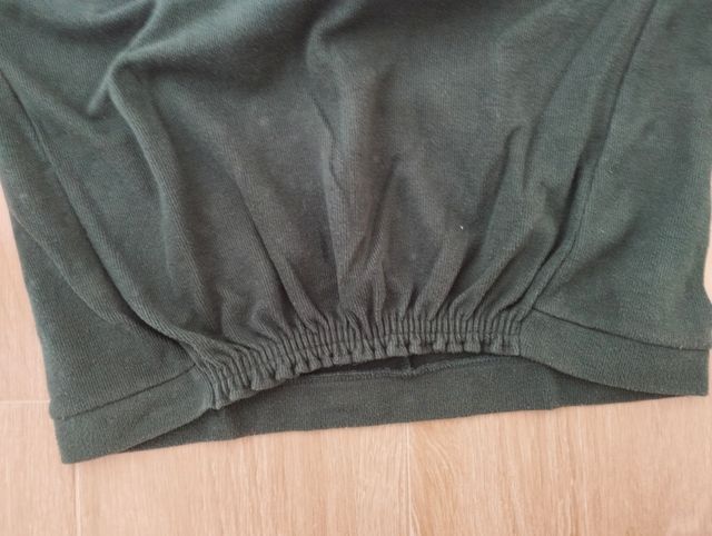 Jersey verde con perlas