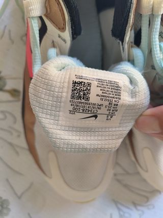 Nike Air Max 270 React - 38,5