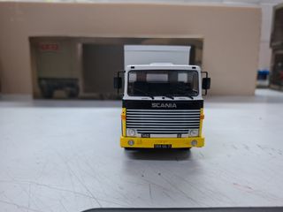 Camión Scania 140 V8 de IXO  1:43 Interflora