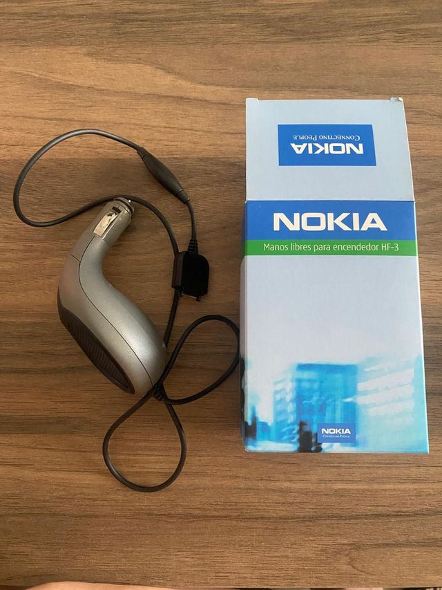 Nokia HF-3 manos libres coche