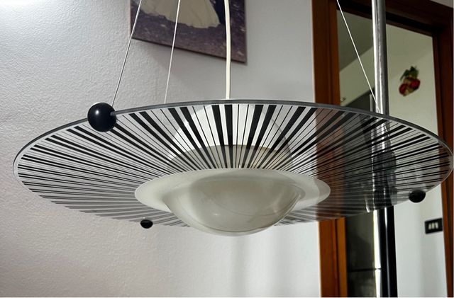 Lampadario anni '90 Murano
prodotto in Italia