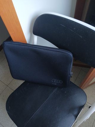 Custodia PC Audi - nera