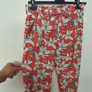 Pantaloni estivi floreali donna