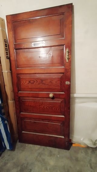 Puerta madera antigua