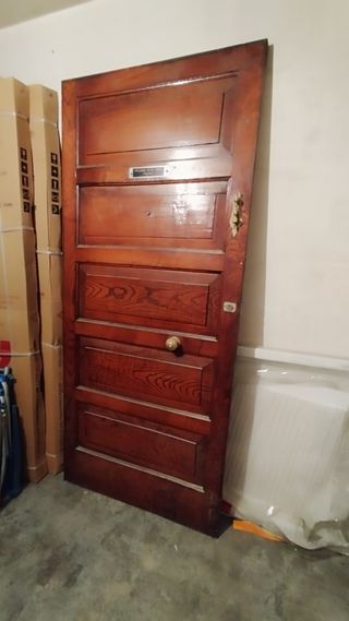 Puerta madera antigua