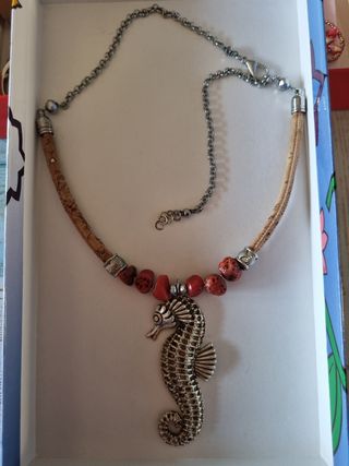 Collana Cavalluccio Marino - Corallo