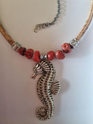 Collana Cavalluccio Marino - Corallo