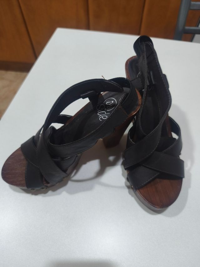 Sandalias tacón Inside 38. Como nuevas