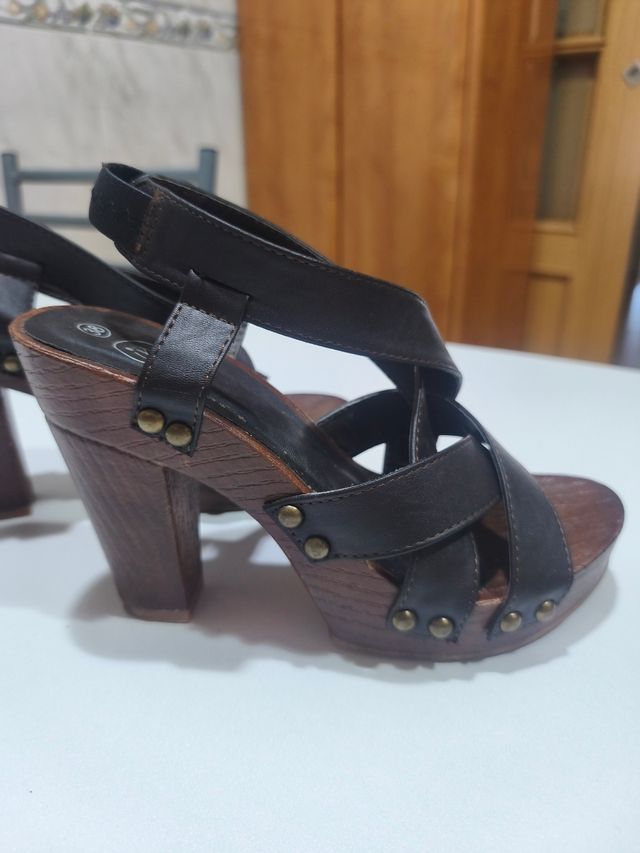 Sandalias tacón Inside 38. Como nuevas