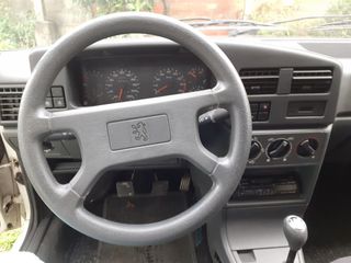 CLASICO DE 36 AÑOS PEUGEOT 309 GT