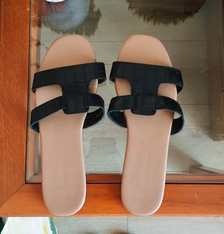 Sandalias planas mujer negras