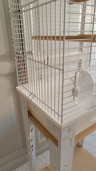 Jaula pajaros blanca con soporte
