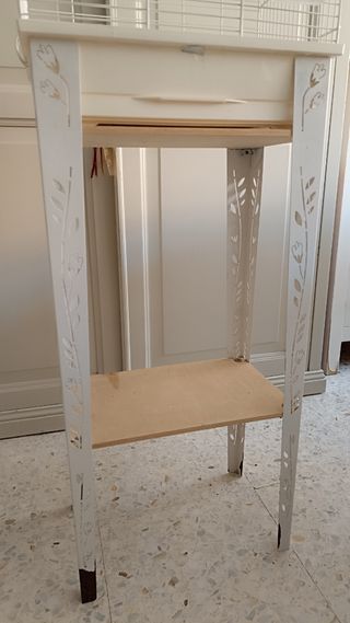 Jaula pajaros blanca con soporte