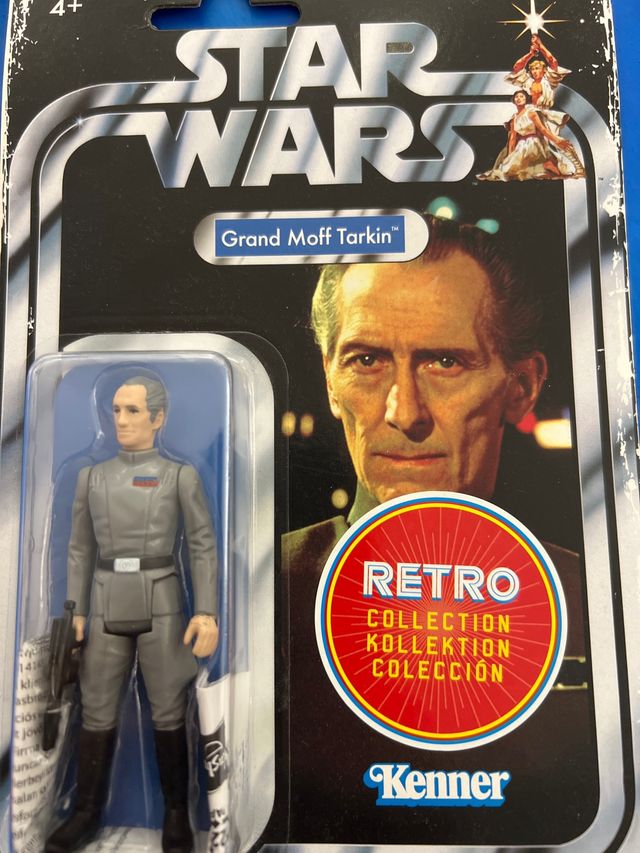 Figura Star Wars Grand Moff Tarkin Kenner Retro