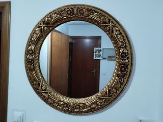 Espejo dorado grande 82cm