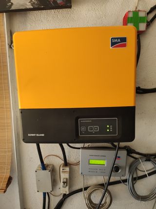SMA Sunny Island SI 2224 - 2200Winversor cargador
