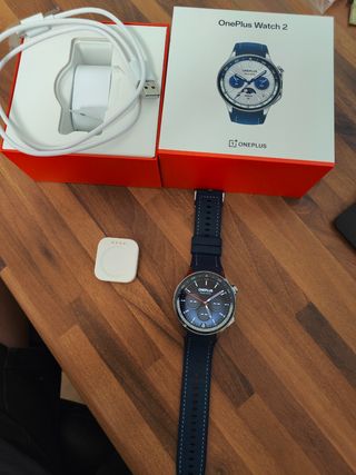 OnePlus Watch 2 - Azul y Plata