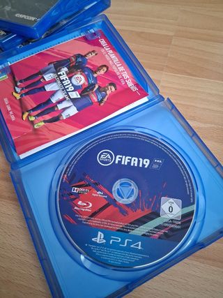  PS4 (PlayStation 4)