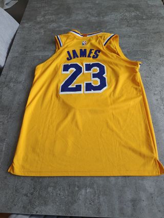 Camiseta Lakers LeBron James