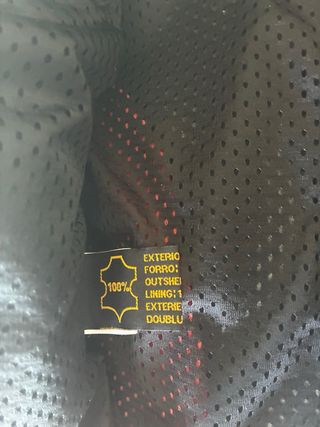 Chaqueta y casco de moto Levior vintage
