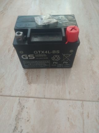 Batería GS GTX4L-BS Moto scooter endro quad y moto
