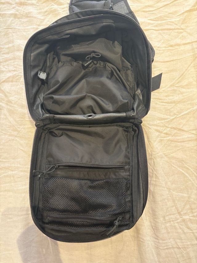 Mochila bandolera 5.11 RUSH MOAB 6 11L