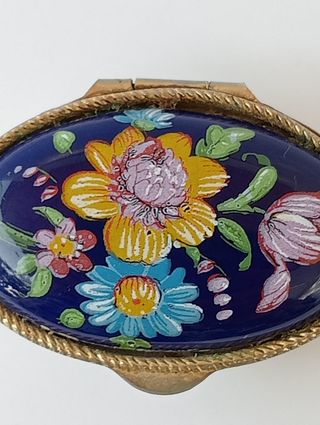 Scatola porta pillole vintage